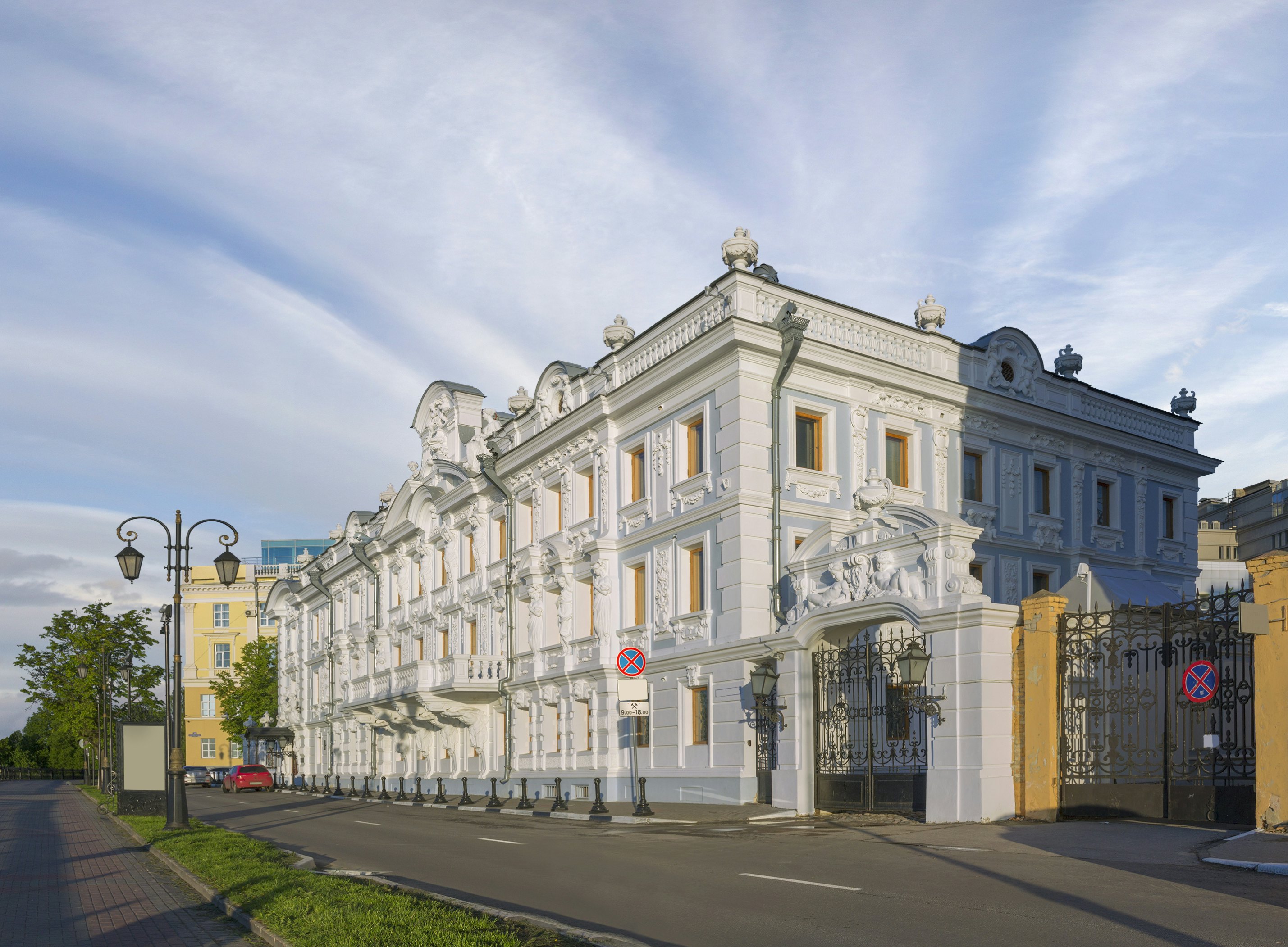 Manor of Merchant Rukavishnikov on the Verkhne-Volzhskaya Embankment, Nizhny Novgorod, Russia.