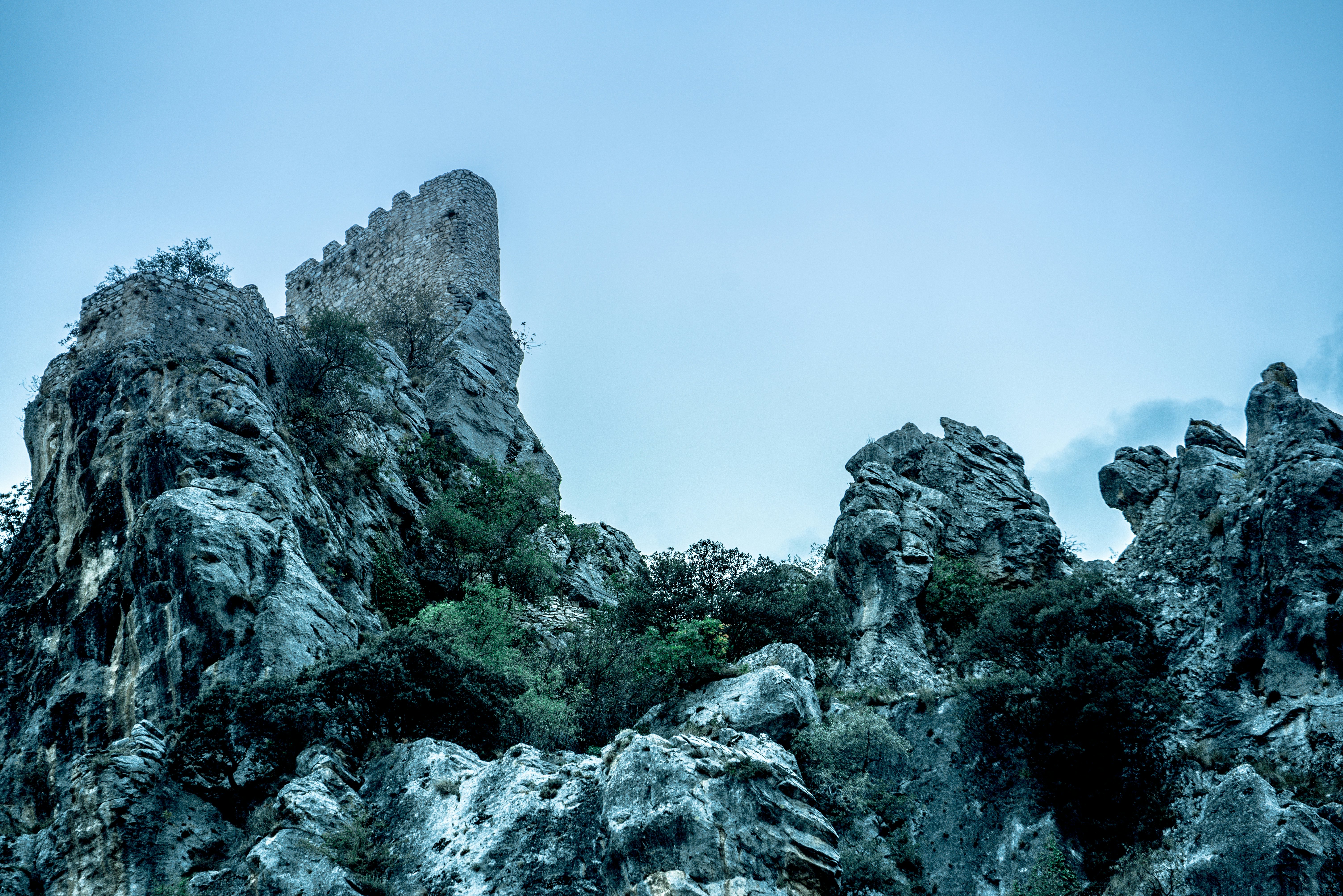 Castle of Albanchez de Mágina inserted in full rock.