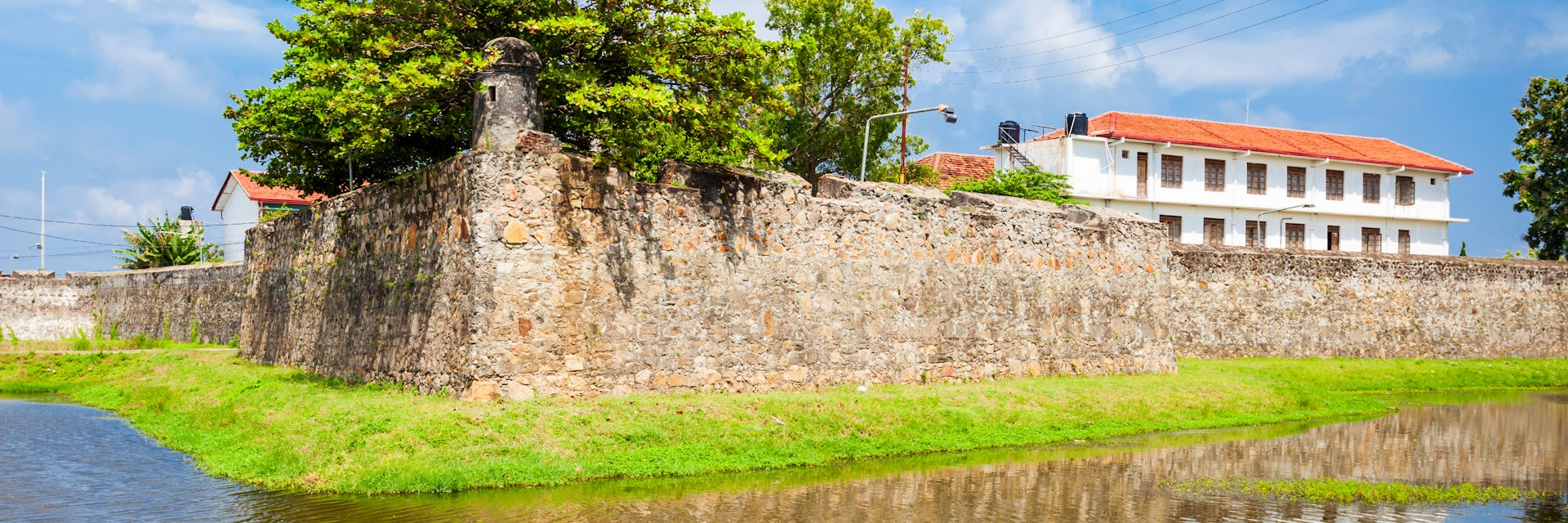 The Batticaloa Fort is the old portuguese fort in the center of Batticaloa city, Sri Lanka.
