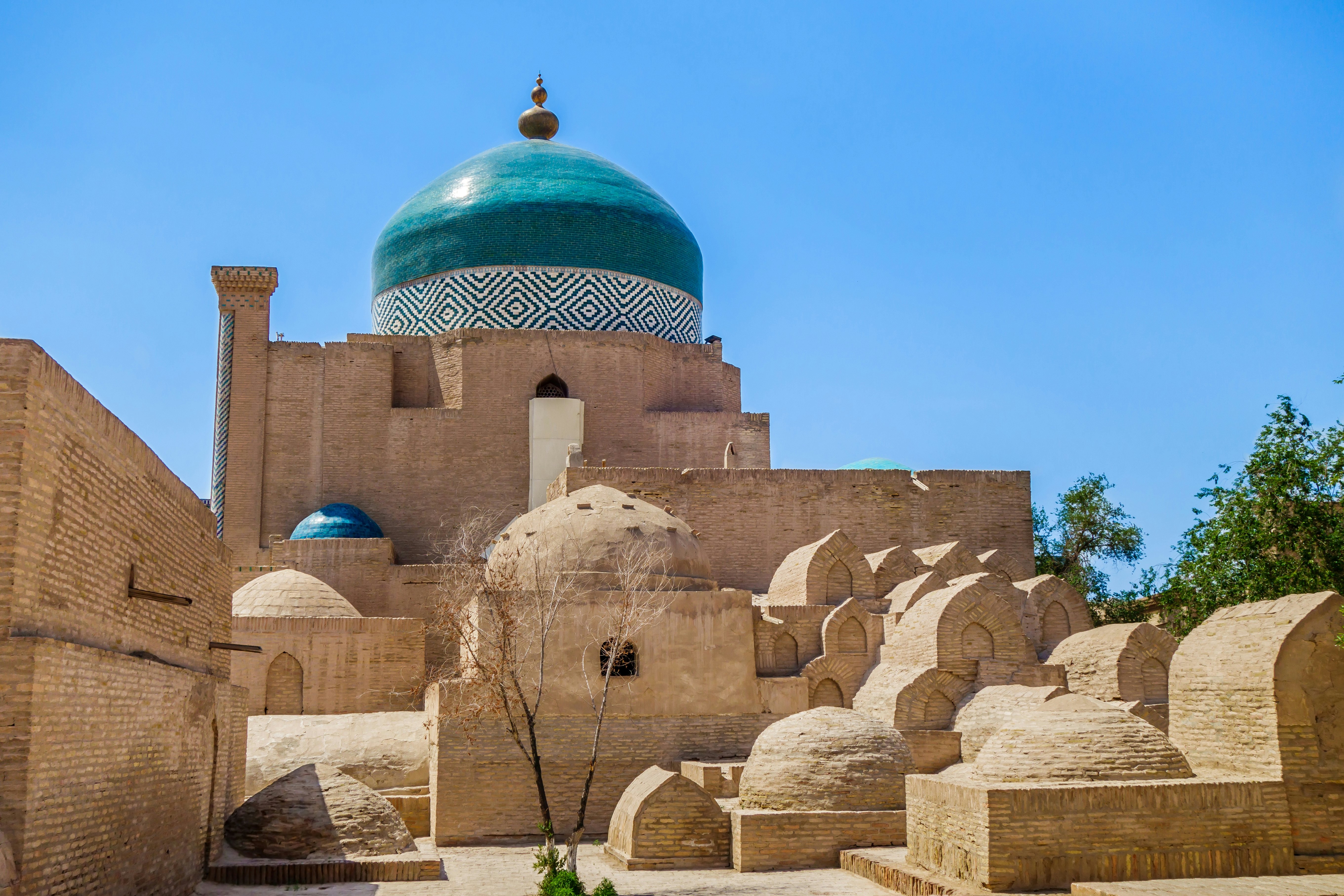 Mausoleum of Pahlavan Mahmoud, medieval poet and pahlevani champion. 