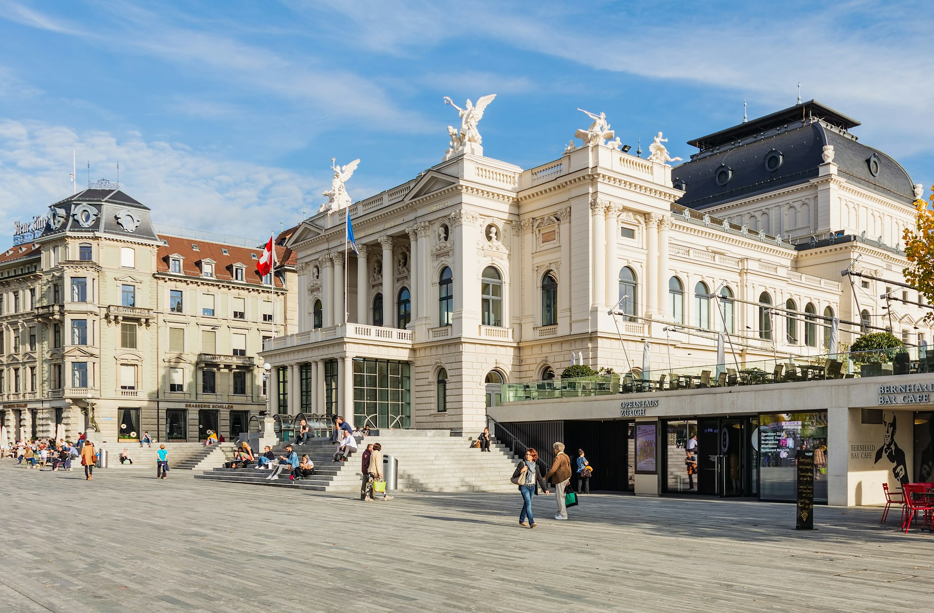 The Zurich Opera House building, from Sechselautenplatz square.