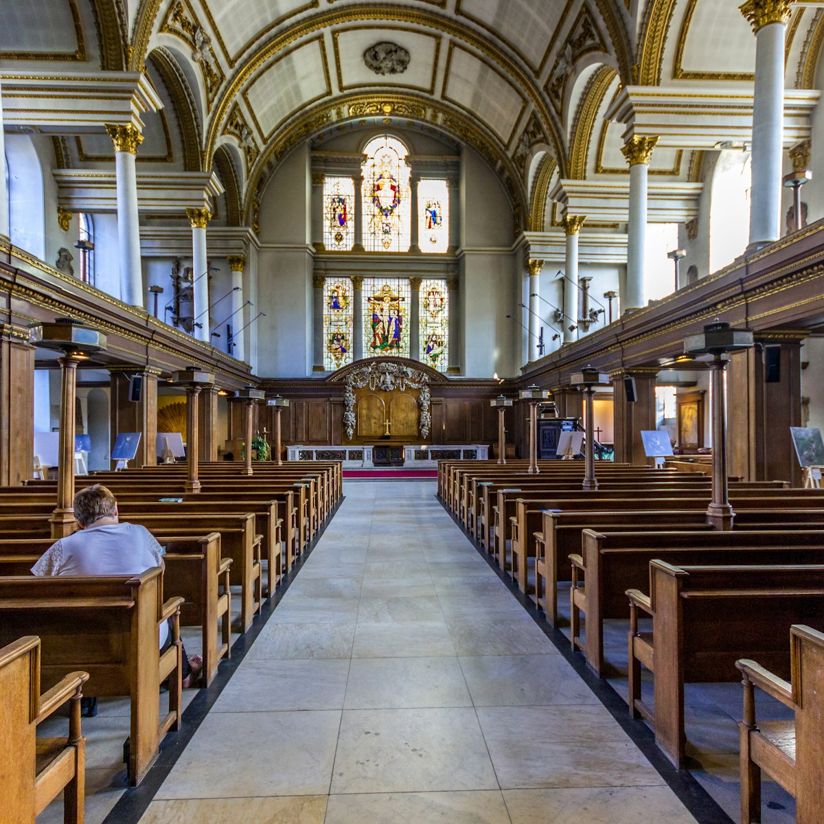 Interior view of the church of St. James Piccadilly. 