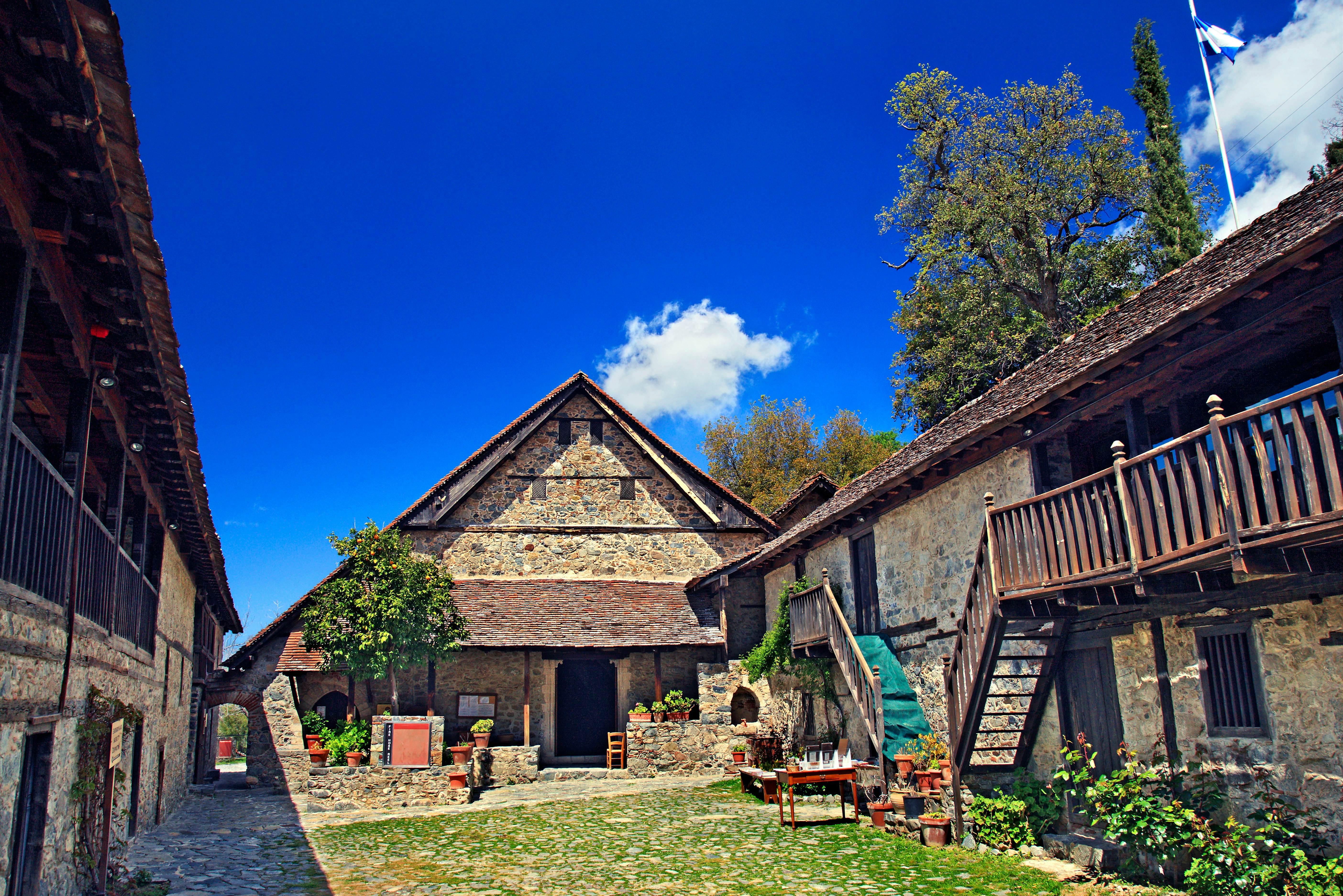 Agios Ioannis Lambadistis monastery