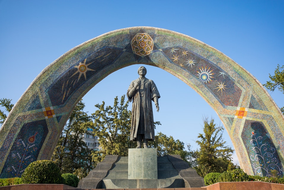 Statue of the famous Persian poet Rudaki in Rudaki Park.