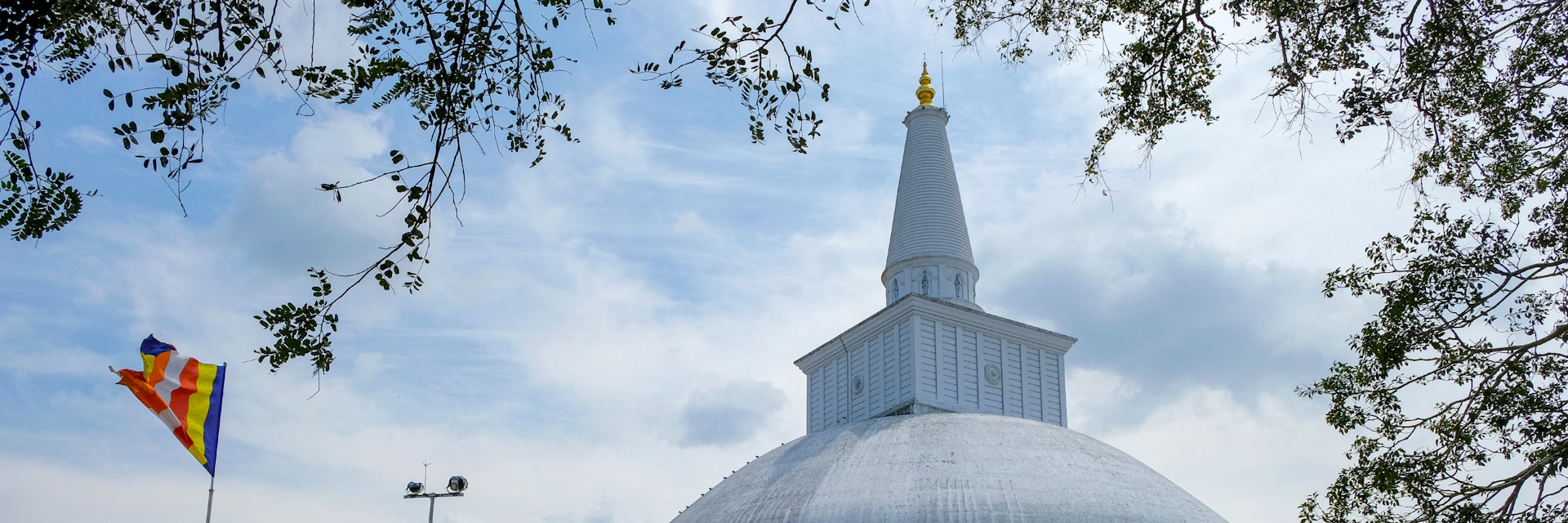 Buddhist stupa Ruvanvelisaya Dagoba in Anuradhapura, Sri Lanka.