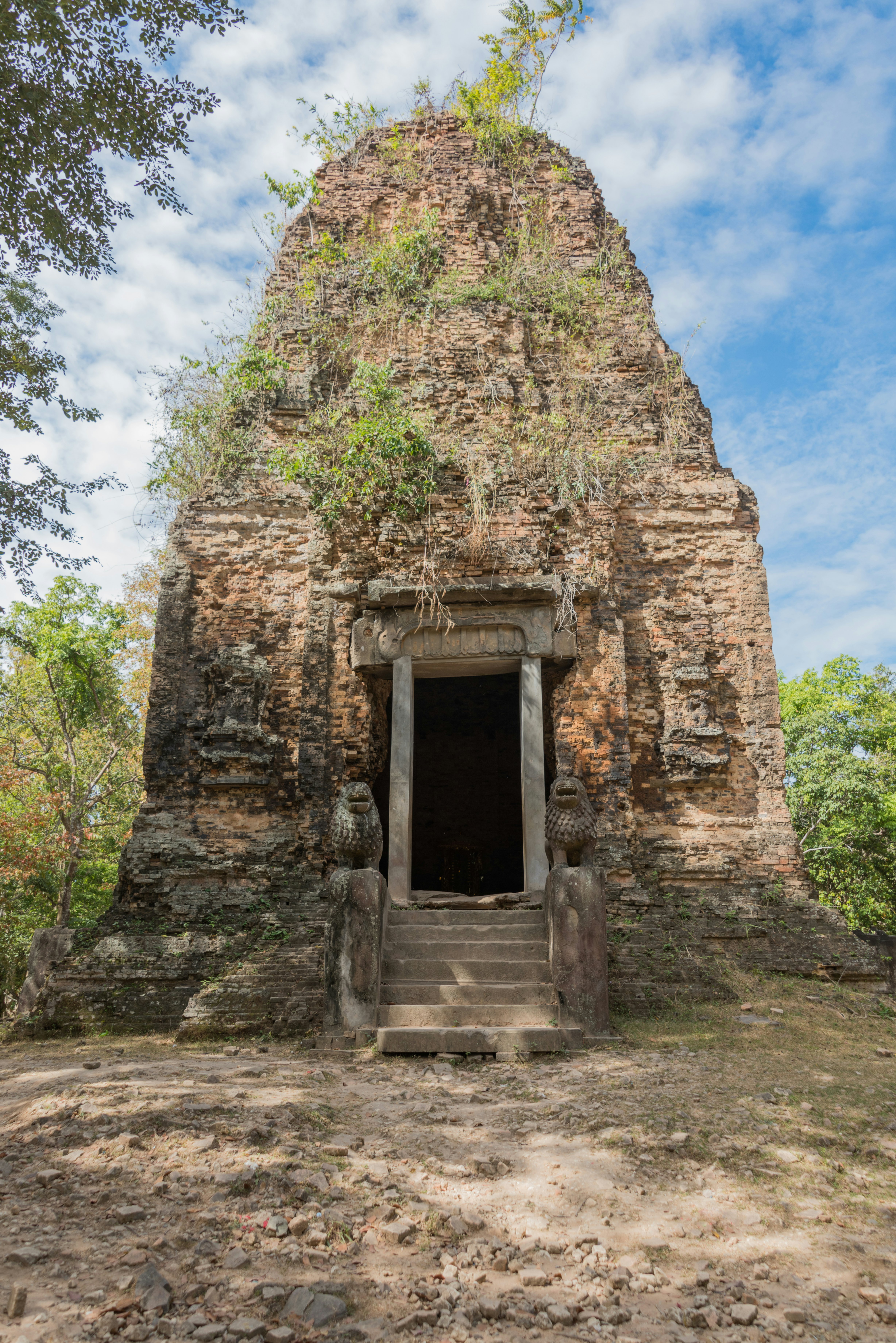 Prasat Tor, ancient pagoda at Sambor Prei Kuk, Kampong Thom (Kompong Thom), Cambodia.