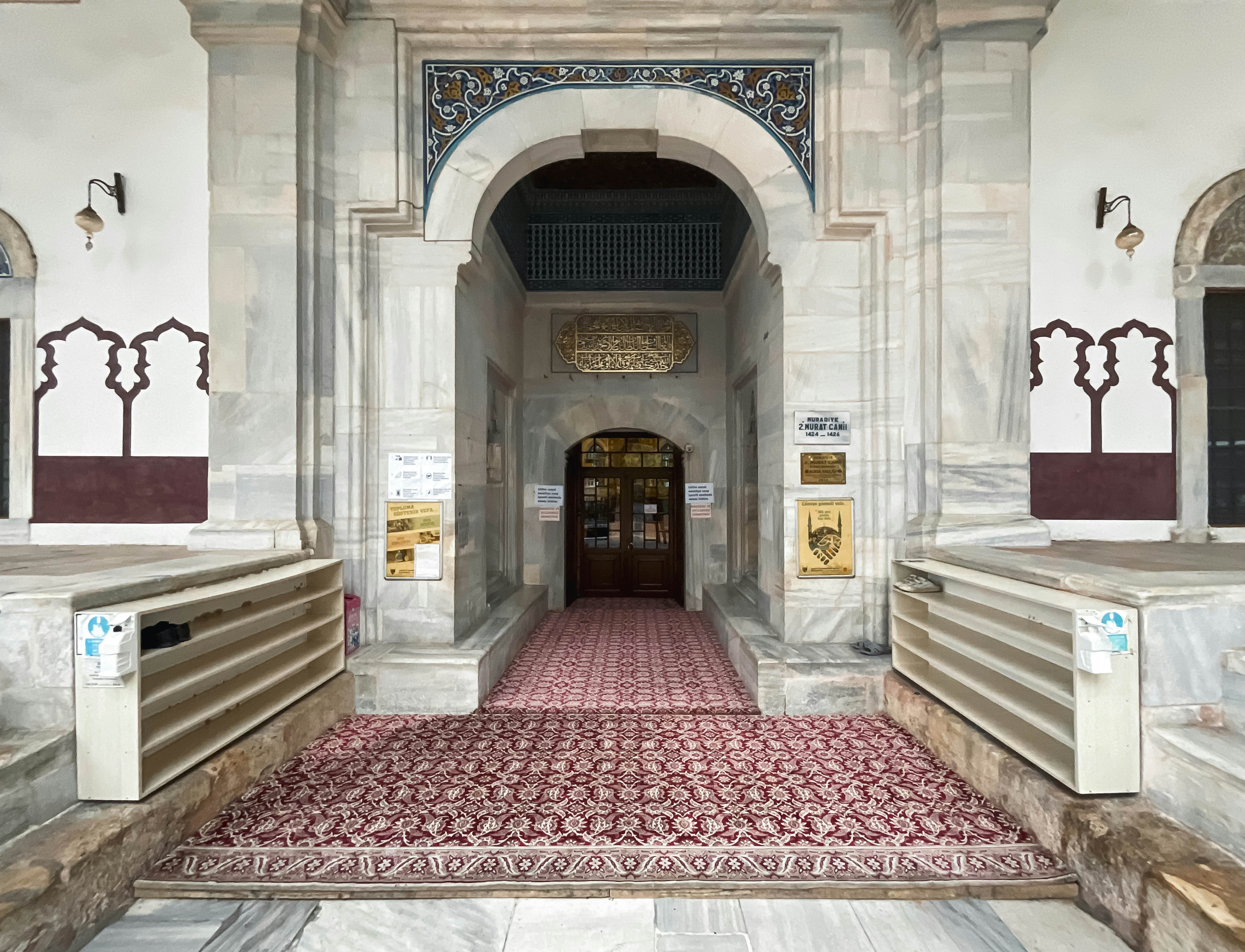 Bursa, Turkey - November 19, 2021.Muradiye Mosque - Bursa.From the construction inscription on the Muradiye Mosque door arch, II. It is understood that it was built by Murat in 1425-26. It is the last sultan's mosque built in Bursa and the first example of the monumental, multi-unit sultan mosques to be built later. Unlike previous mosques, the two main domes of this mosque are of equal height. The entrance ceiling of the mosque, the lower part of the walls of the main room; It is decorated with dark blue and turquoise colored hexagonal tiles. One of its two minarets was destroyed in the earthquake of 1855 and was rebuilt. The minaret in the northwest corner is old and the other is new.
1357632199