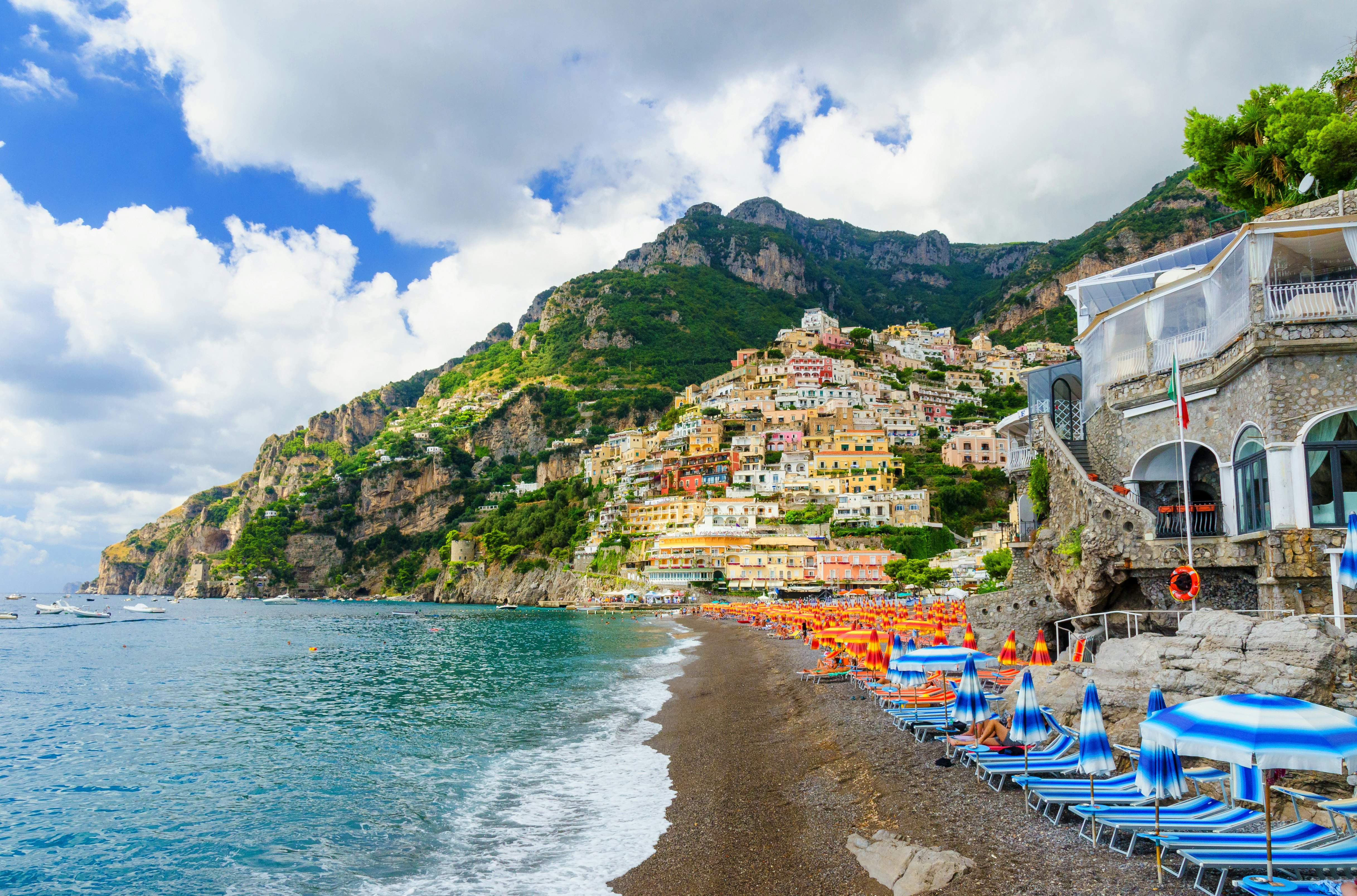 amazing beach in Positano on Amalfi coast
1092754244