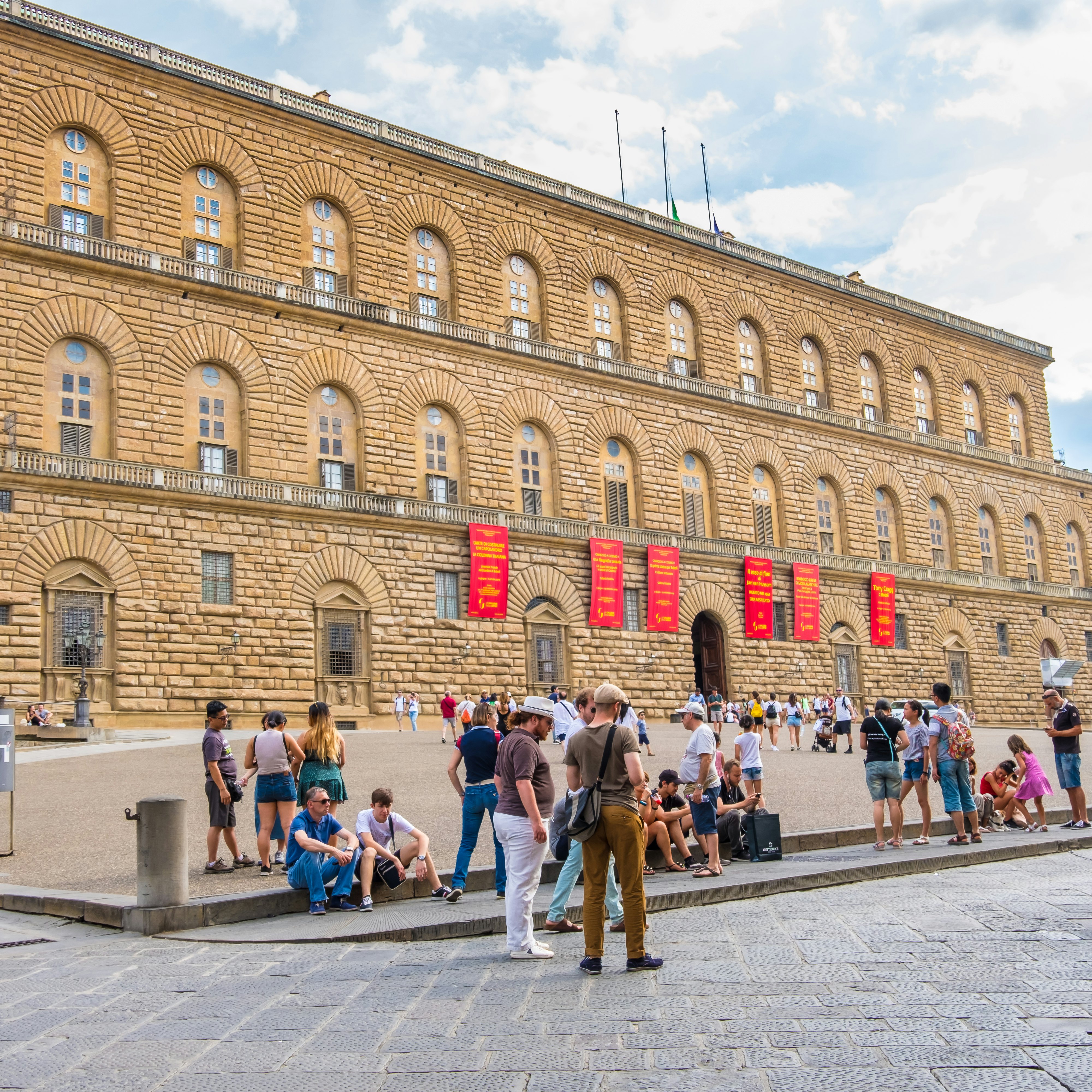 Florence, Italy - August 16, 2019: Tourists walking near the Palazzo Pitti or the Pitti Palace, is a vast Renaissance palace in Florence, Italy
1225390955
great treasure house, gallerie, uffizi gallery, porcelain museum