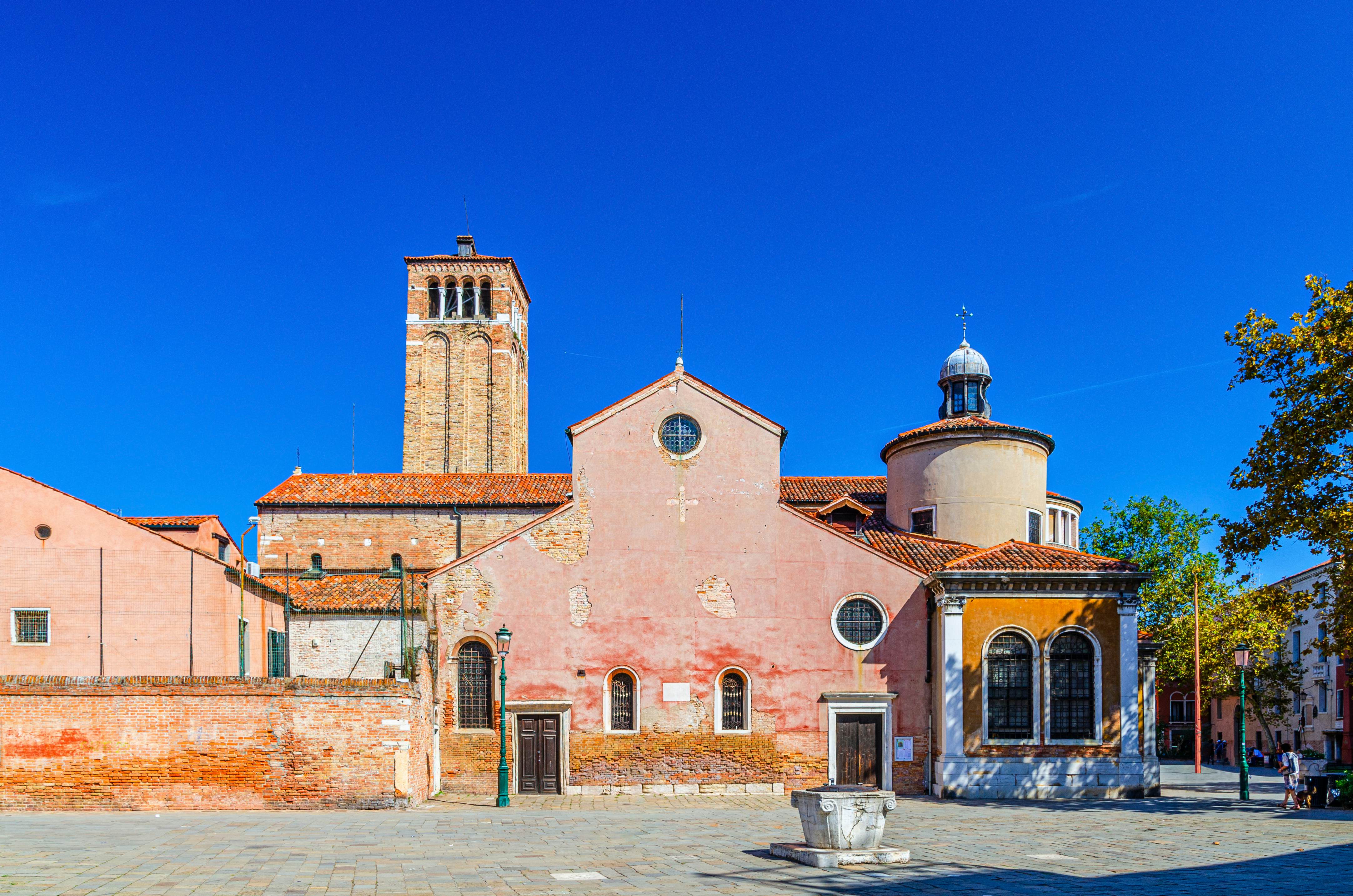 Chiesa di San Giacomo dall'Orio or San Giacomo Apostolo catholic church building with bell tower in Venice historical city centre, blue clear sky background in summer day, Veneto Region, Italy
1249961354
region, blue sky, italia, san, croce, chiesa, sestiere, orio, giacomo, apostolo