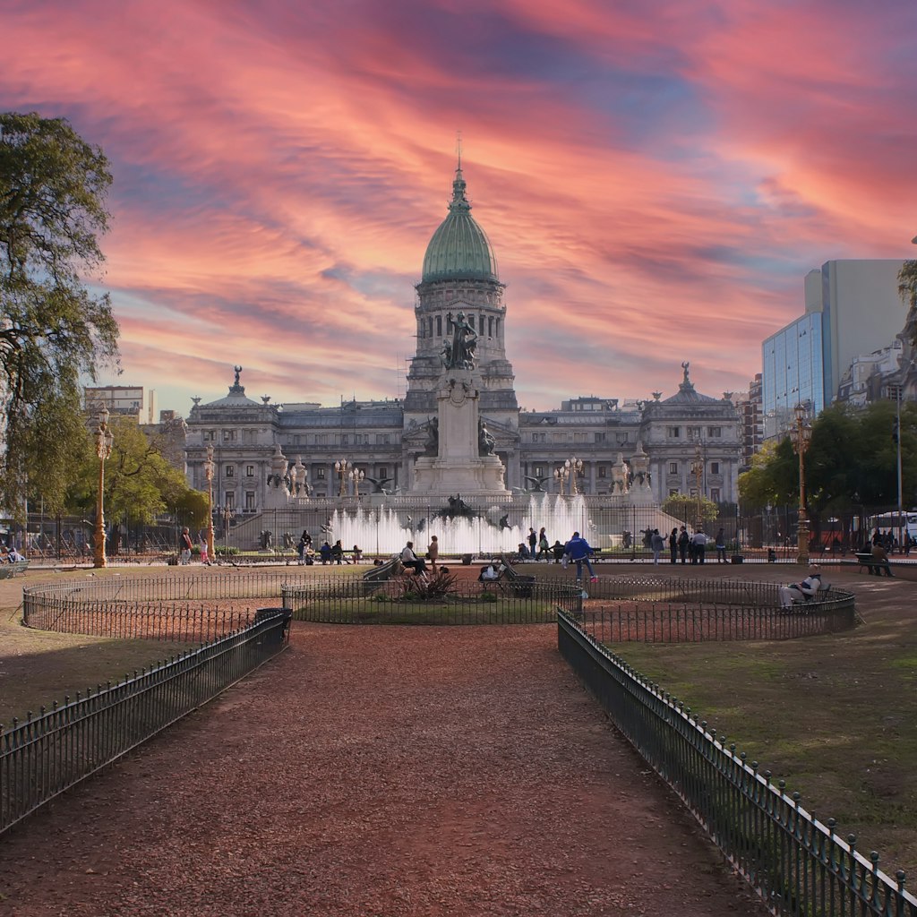National Congressional Plaza, a public park facing the Argentine Congress in Buenos Aires.
1289471943