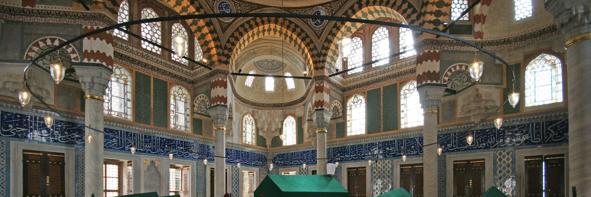 This tomb, located in Hagia Sophia in Istanbul, belongs to the Ottoman Sultan Selim II.