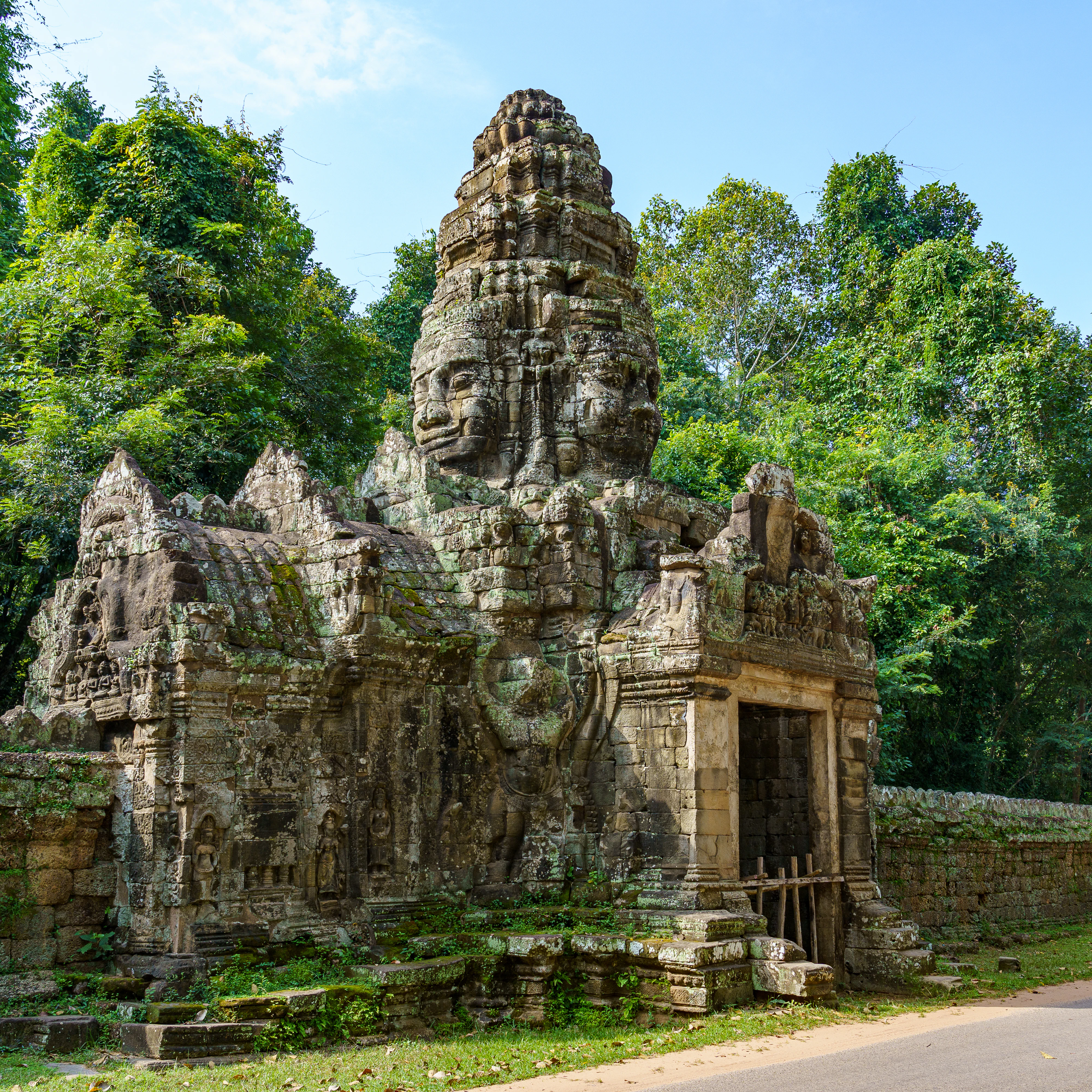 North gate of Banteay Kdei temple.