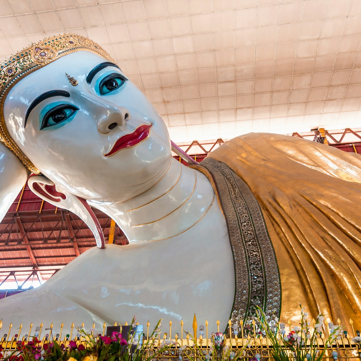 Chaukhtatgyi Paya, reclining Buddha in Yangon, Myanmar.