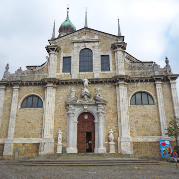 Gandino, Bergamo, Italy. The facade of the basilica of Saint Maria Assunta
923003668
bell tower, assunta, maria, saint mary, catholic church, historic, seriana, gandino, attraction, beautiful, building, famous, historical, holiday, italian, landmark, monuments, perched, picturesque, religious, romantic, rural, skyline, touristic, urban, prayer place, christian, place