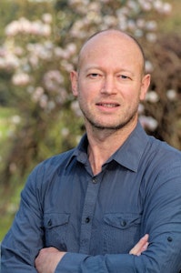 Jean-Bernard Carillet