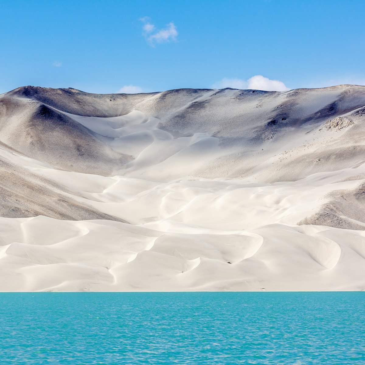 Desert and water II, Bulunkou River at Karakorum Highway (Xinjiang, China); Shutterstock ID 1216824001; purchase_order: 65050; job: ; client: ; other:
1216824001
