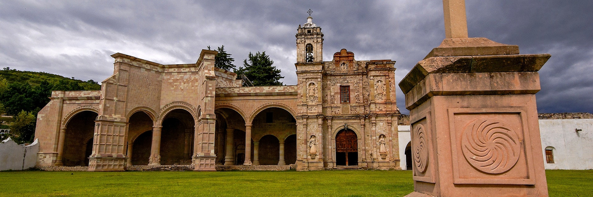 Open chapel of the monastery of San Pedro Teposcolula.