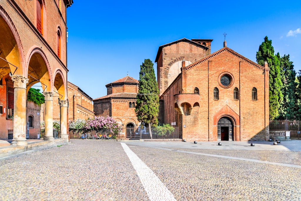 The Lonely guide to Bologna Lonely