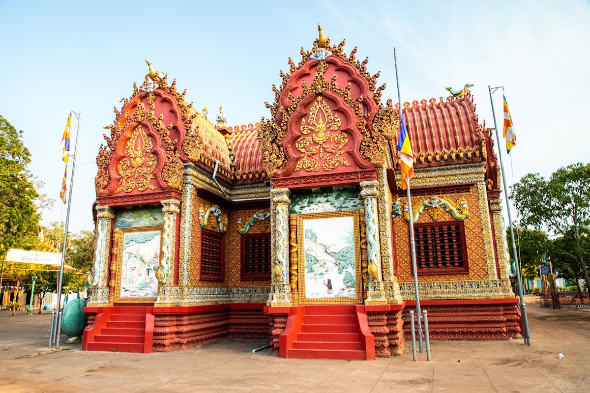 Wat Hanchey, a Buddhist temple near Kampong Cham city, Cambodia.