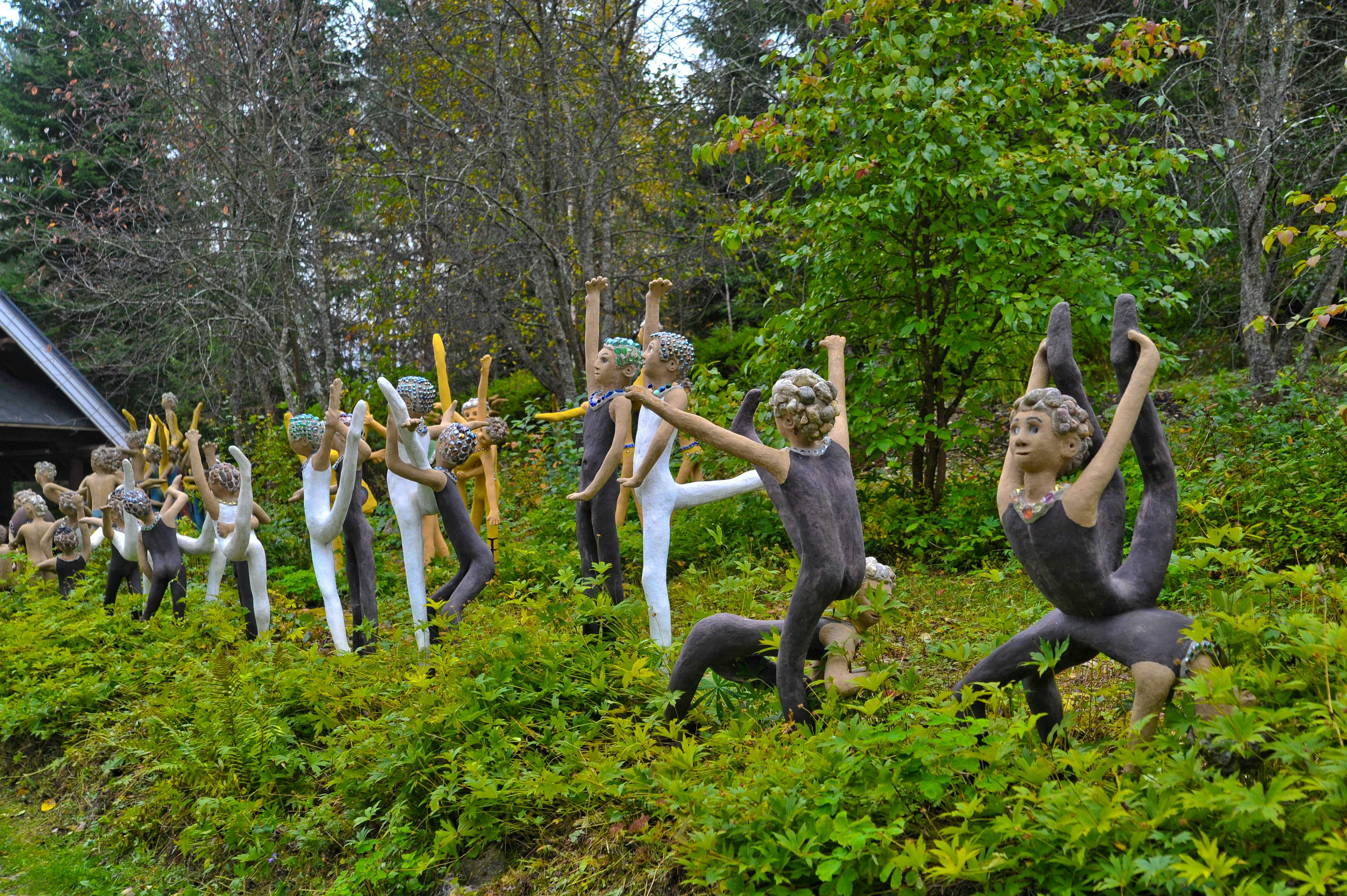 Sculptures by Veijo Ronkkonen in his sculpture park, Parikkalan Patsaspuisto.