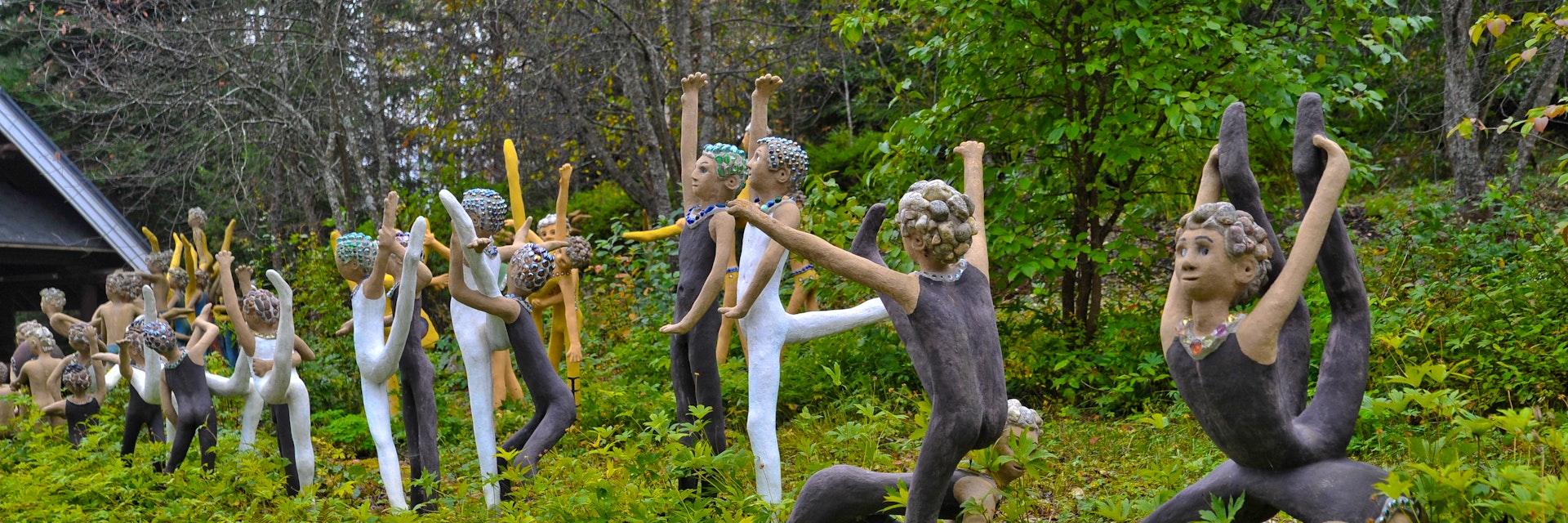 Sculptures by Veijo Ronkkonen in his sculpture park, Parikkalan Patsaspuisto.