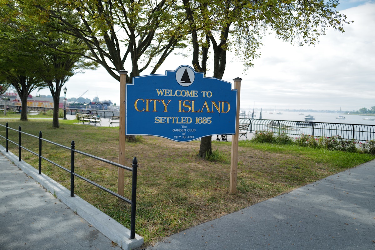 Welcome sign on City Island.