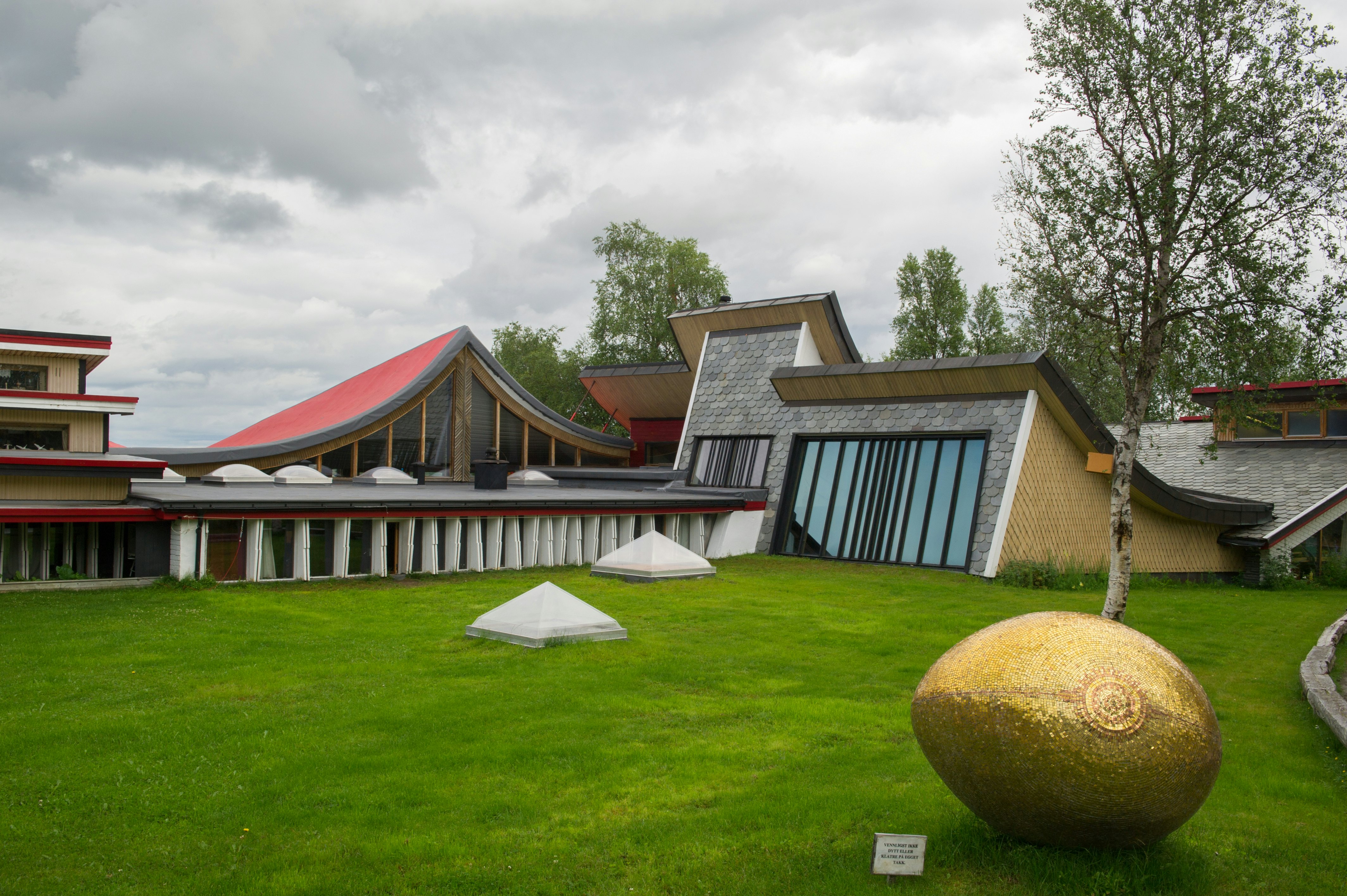 Juhls Silver Gallery, a museum for scandinavian arts and traditional silver jewelry.