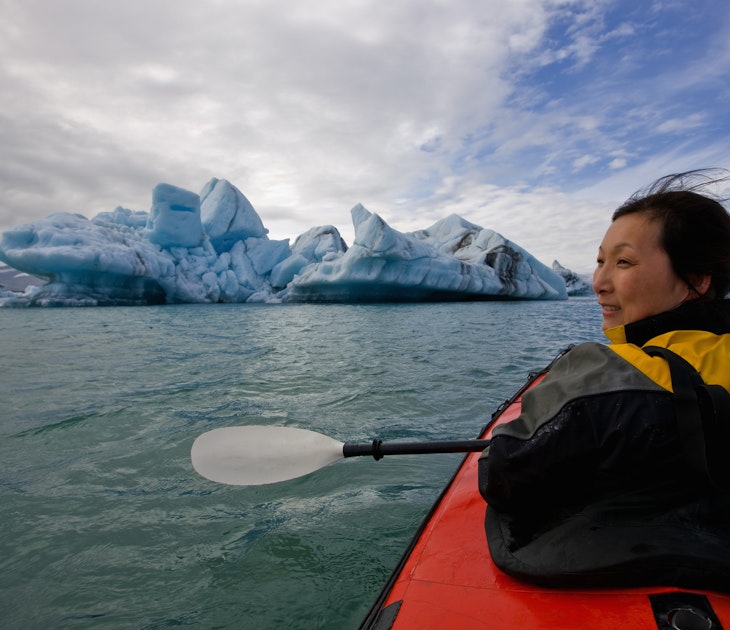 1226036593
40-45 years, asian ethnicity, boat, boating, cold - temperature, colour image, daytime, exterior, fourties, j√∂kuls√°rl√≥n, oars, outdoor, outside, paddle, paddles, red - colour, sea ice, sea kayak