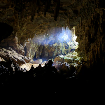 Tu Lan Cave.
