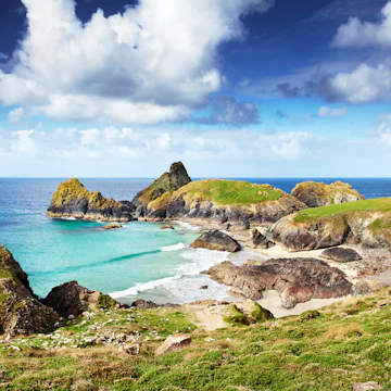Overview of Kynance Cove on Lizard Peninsula.
Lonely Planet Traveller Magazine, Issue 32, Cornwall, Perfect trip