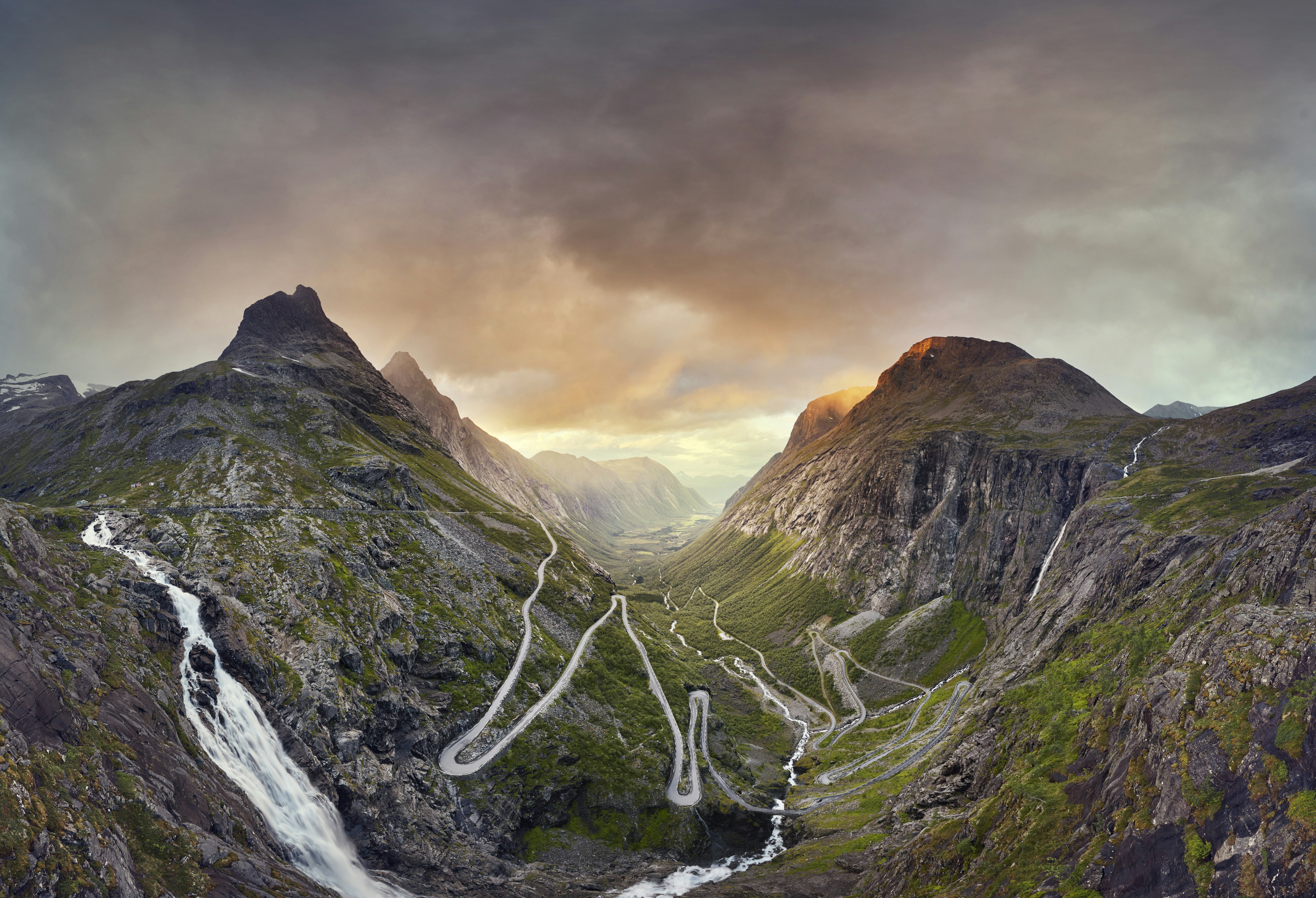 Guida Di Viaggio Di Lonely Planet Norvegia Immagine Editoriale - Immagine  di europa, norvegia: 133757175