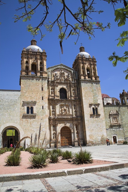 Templo de Santo Domingo, and Museo de las Culturas de Oaxaca, Calle Macedonio Alcala, Oaxaca, Oaxaca State, Mexico