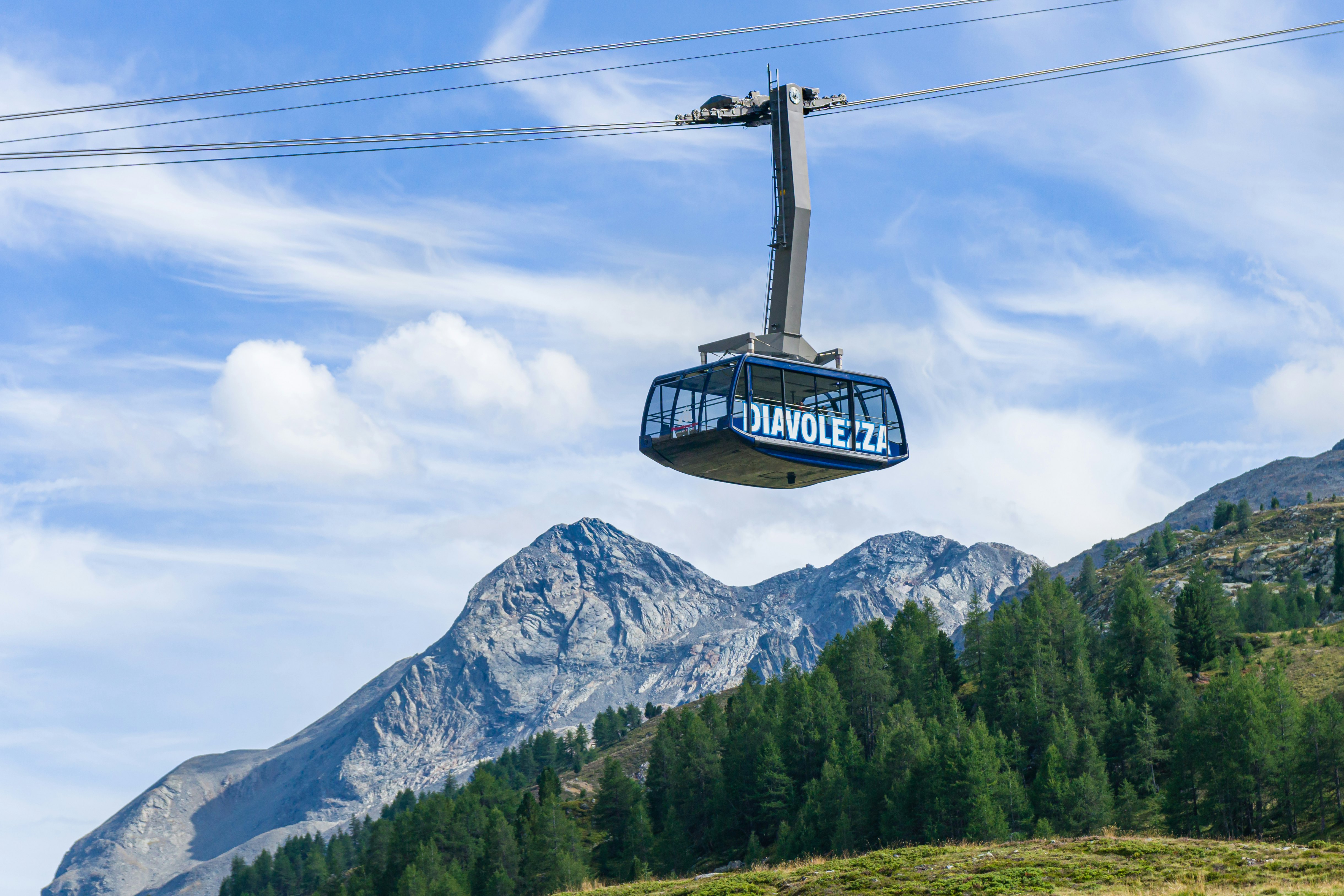 The cable car to the Diavolezza glacier.