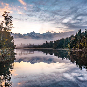 Lake Matheson, South Westland, New Zealand.