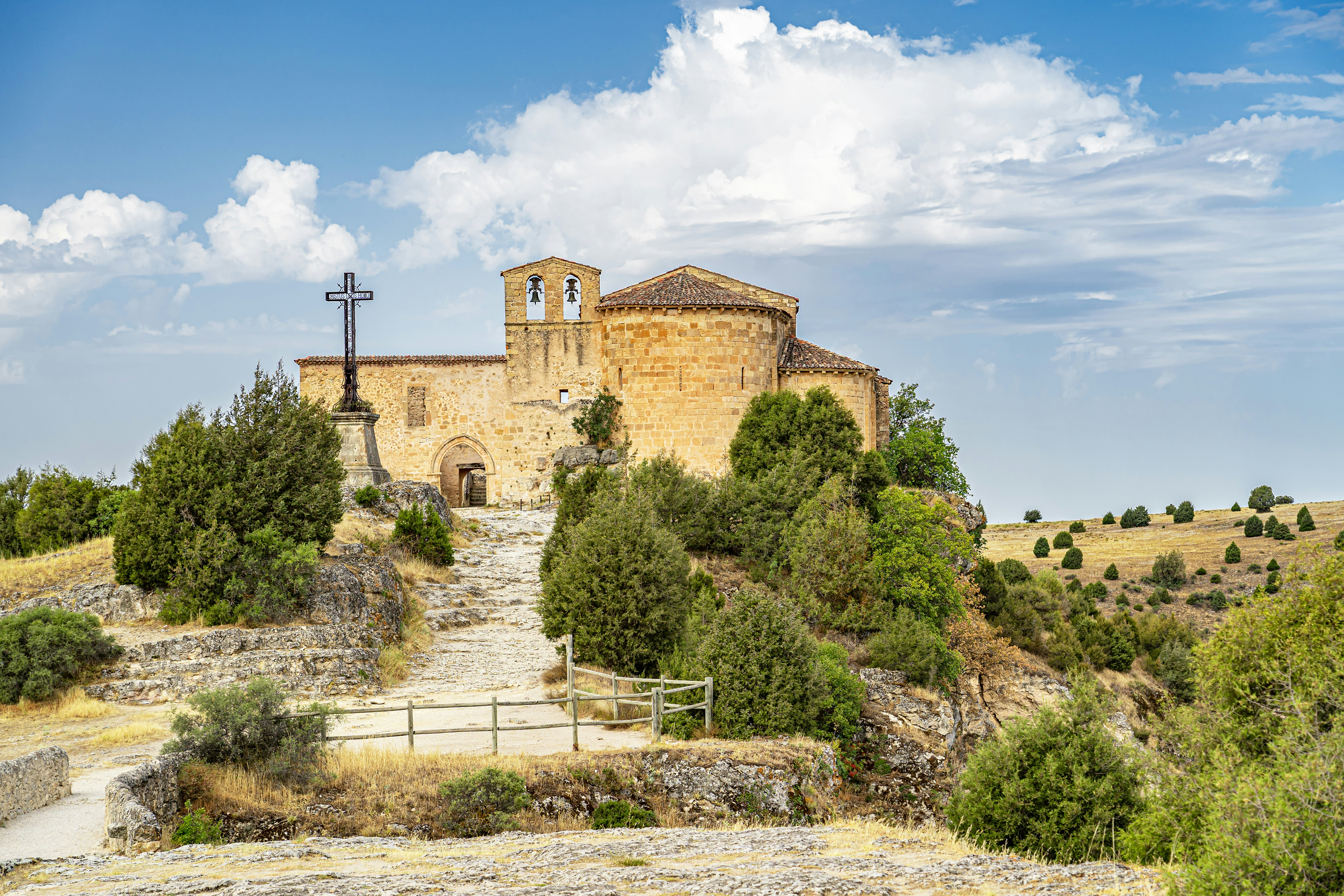 Exterior of Ermita de San Frutos.