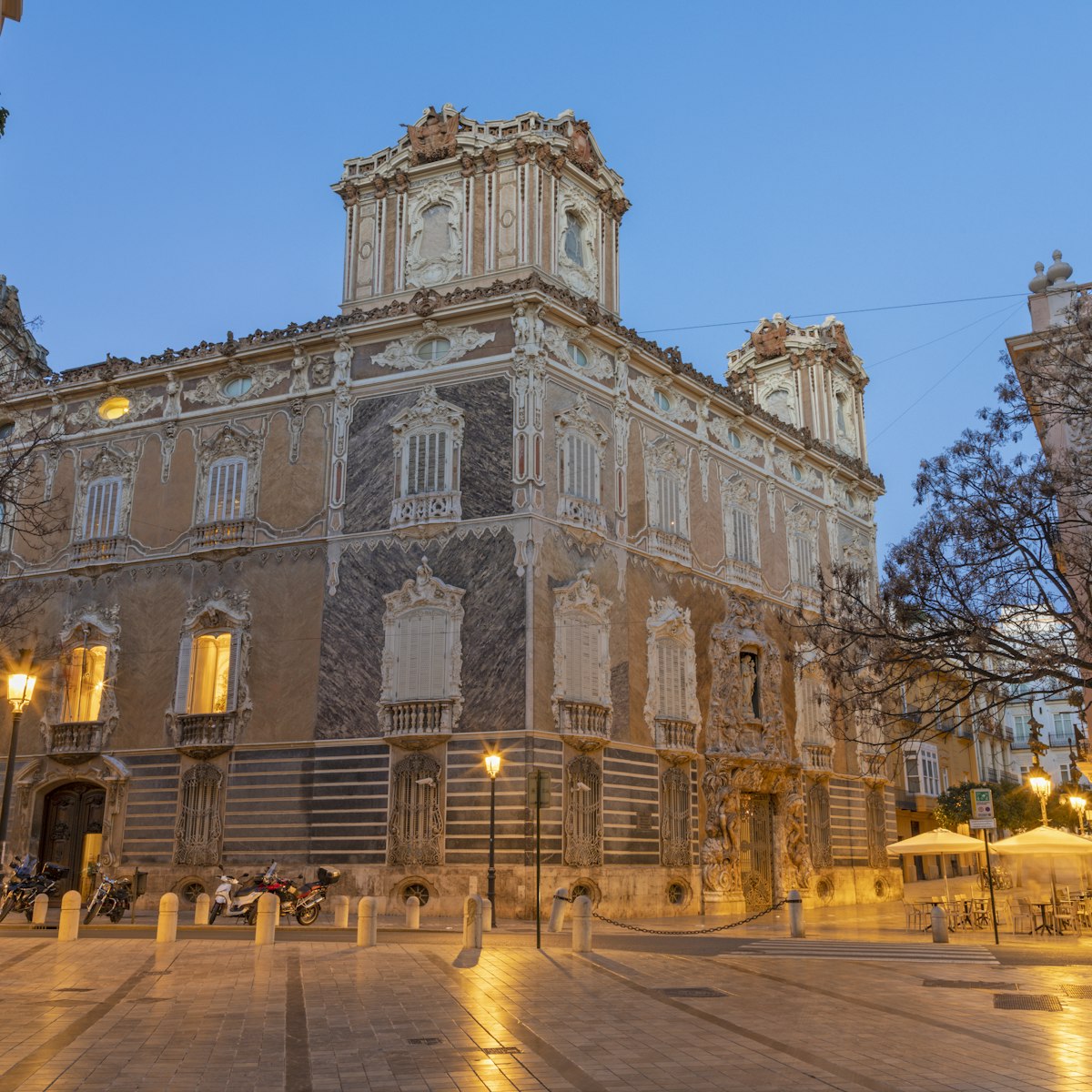 Palace of the Marques de Dos Aguas at dusk.