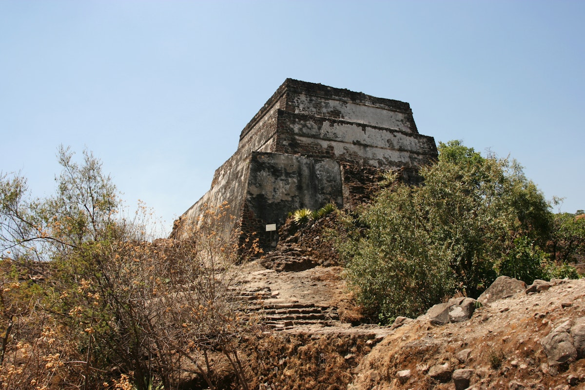 Pirámide de Tepozteco, built on the peak of the Sierra de Tepoztlan, Mexico.