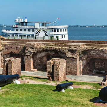 Two 15 inch 50,000-pound Rodman canons (on the sides), the largest guns used in the Civil War, are on display at the Fort Sumter site in Charleston, South Carolina.