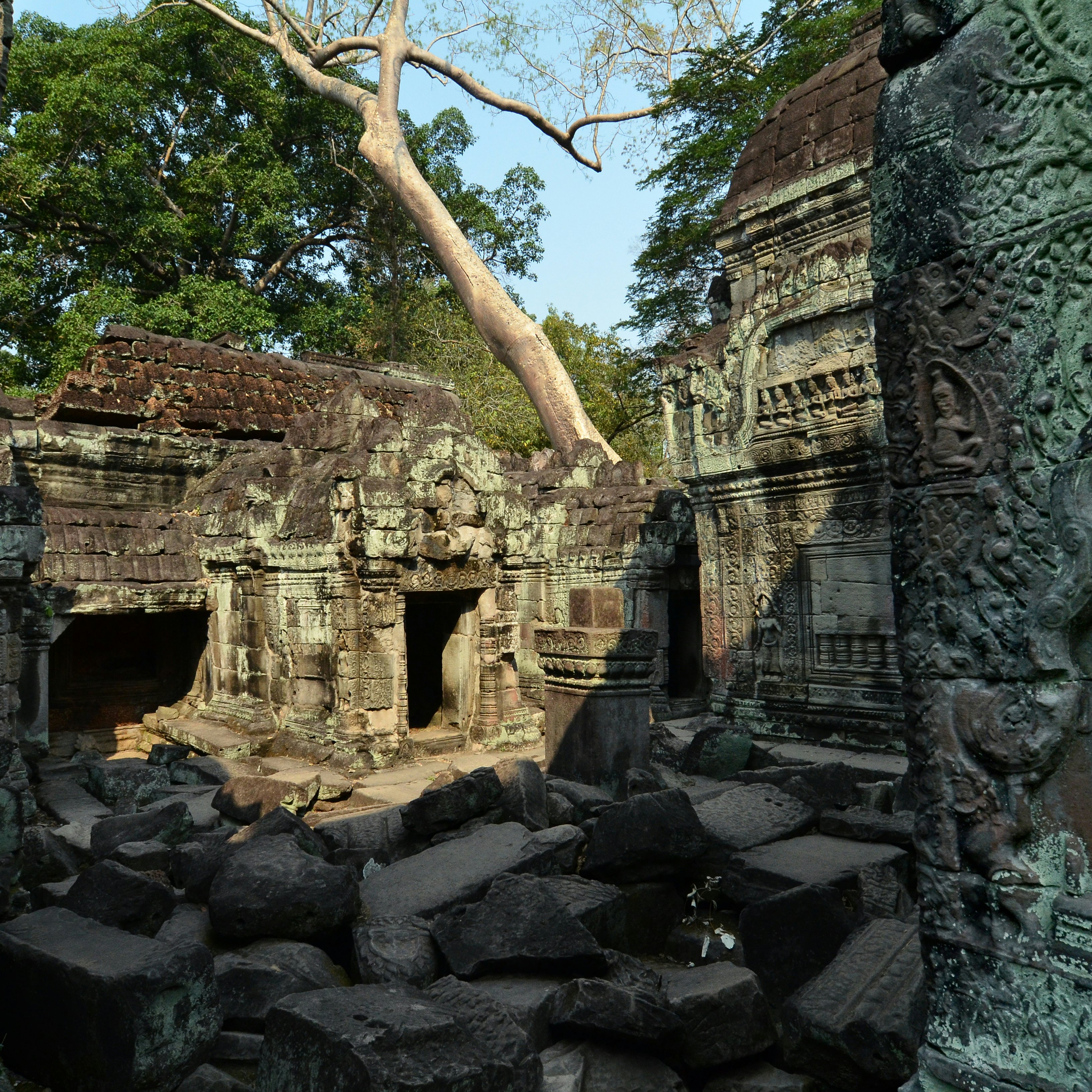 Preah Khan Kompong svay ruins.