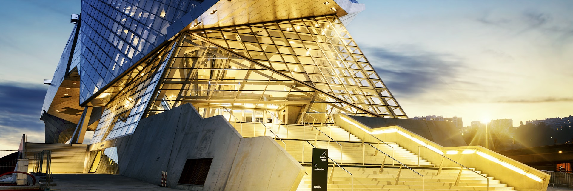 LYON, FRANCE, DECEMBER 22, 2014 : Musee des Confluences just inaugurated. Musee des Confluences is located at the confluence of the Rhone and the Saone rivers and a project of the Confluence district
239742373