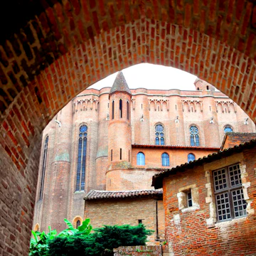 View on Cathedral of Ste-Cecile in town of Albi in south France; Shutterstock ID 9695551; your: Sloane Tucker; gl: 65050; netsuite: Online Editorial; full: POI
9695551