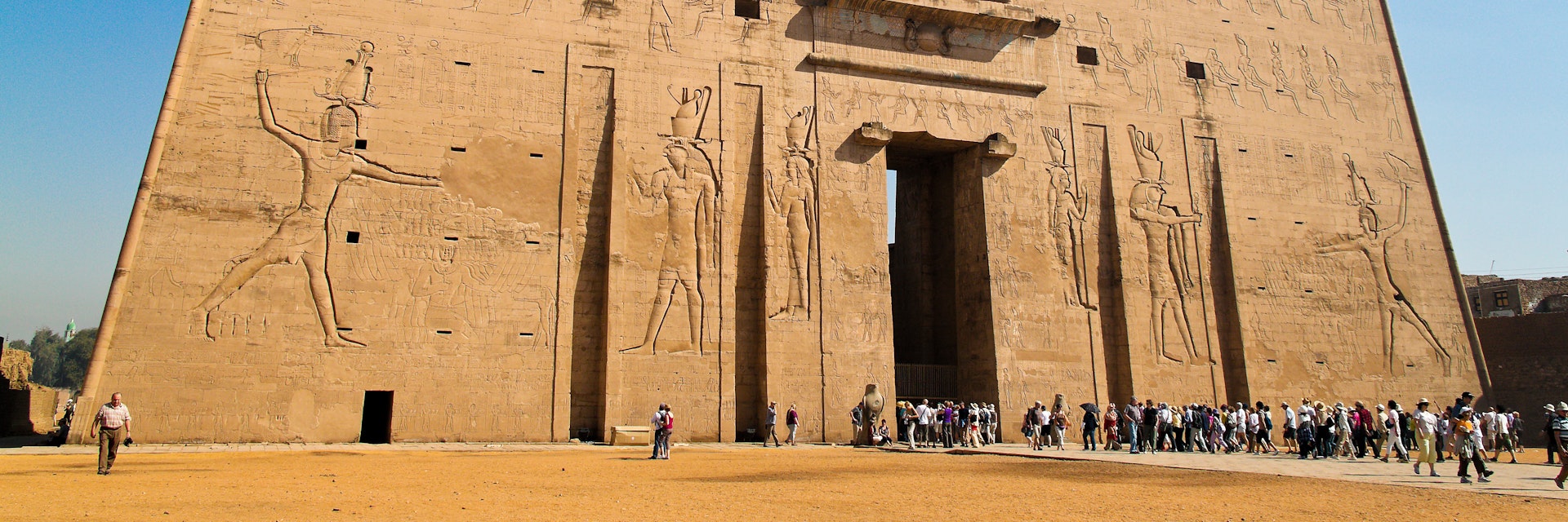 The Temple of Edfu, Egypt - from the Ptolemaic period.
76027159
edfu, egypt, horus, africa, temple, african, building, egyptian, countries, architecture