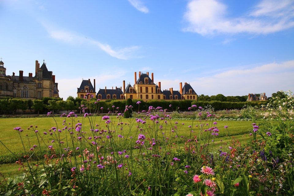 The vast park of the chateau of Fontainebleau.