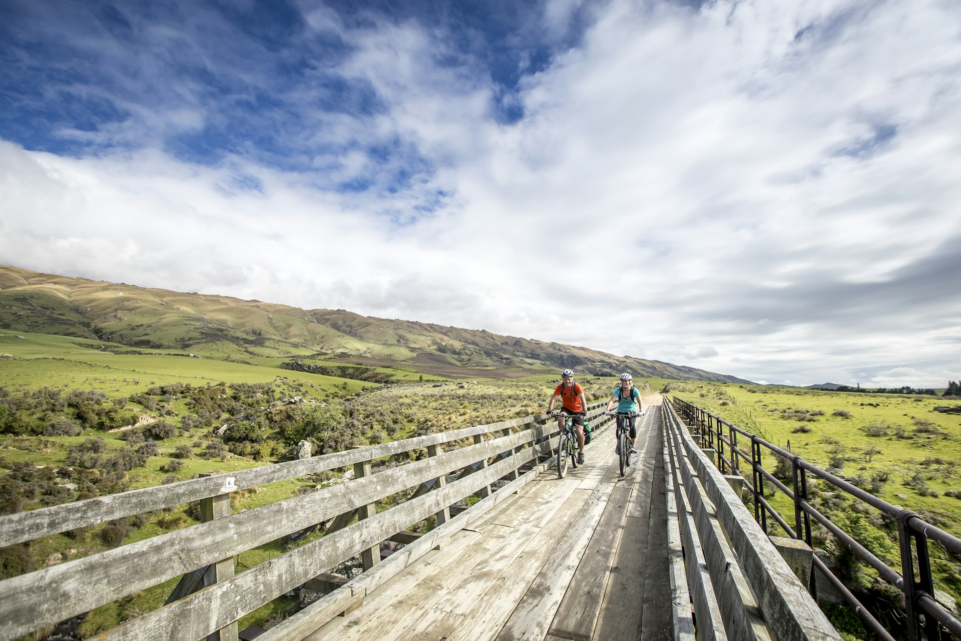 5733-Otago-Central-Rail-Trail-Miles-Holden.jpg