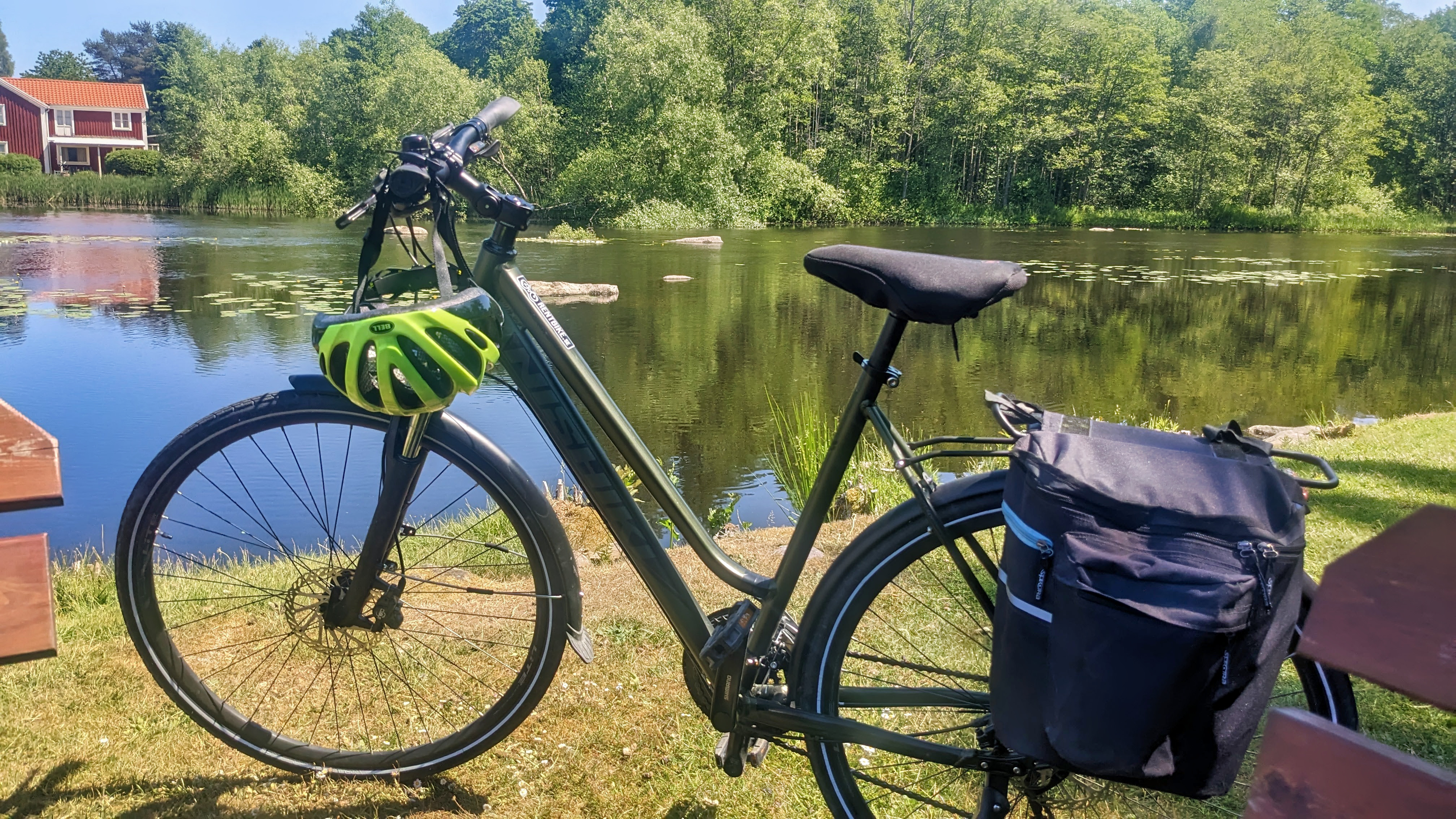 Cycle bath beside a lake in Sweden