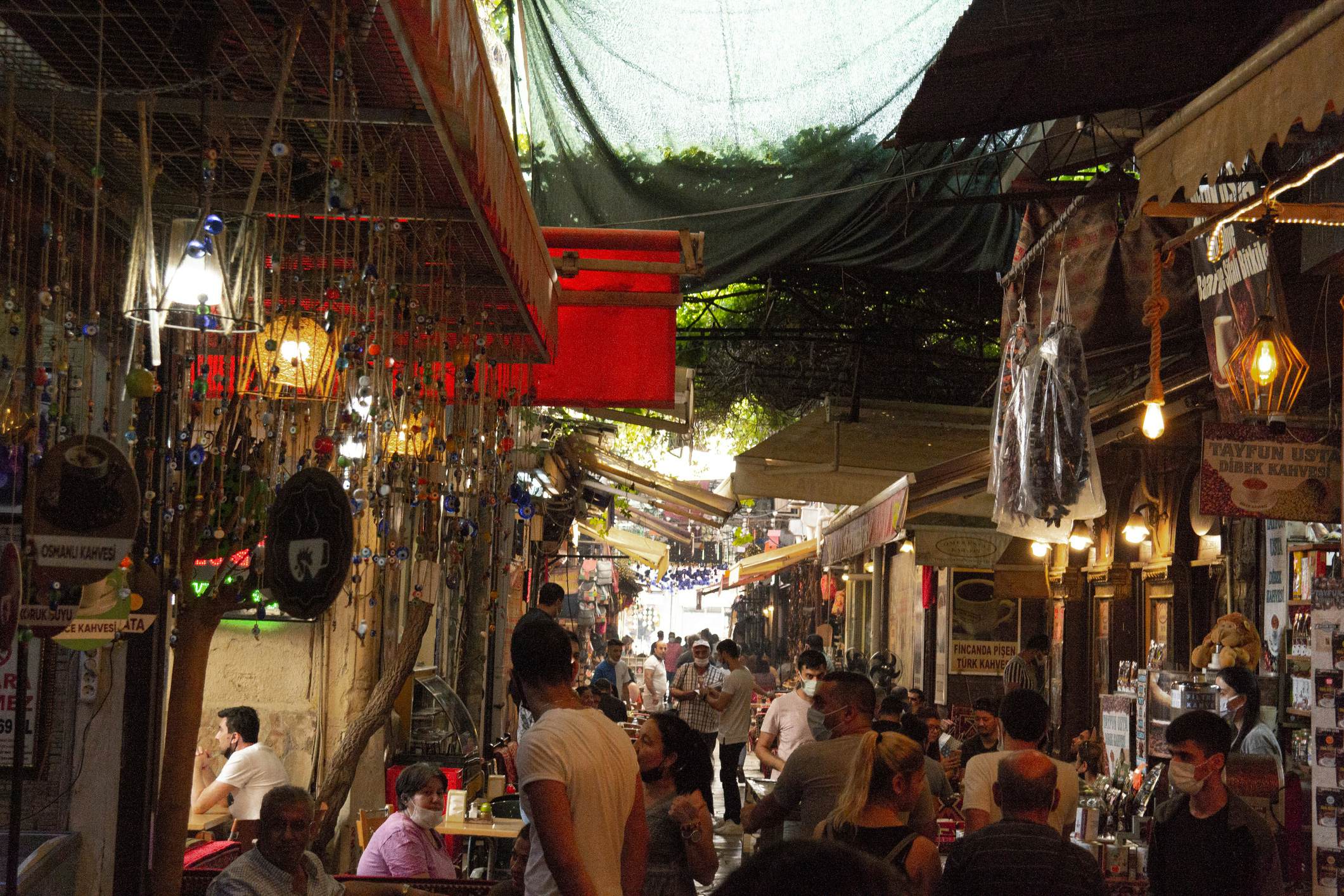 Ä°zmir KemeraltÄ± Bazaar Market, Turkey Middle East, Vintage Colors, Shopping Crowded People, Tight street, Day Light, Traditional Coffee Houses
İzmir Kemeraltı Bazaar Market, Turkey Middle East, Vintage Colors, Shopping Crowded People, Tight street, Day Light, Traditional Coffee Houses
1336823247