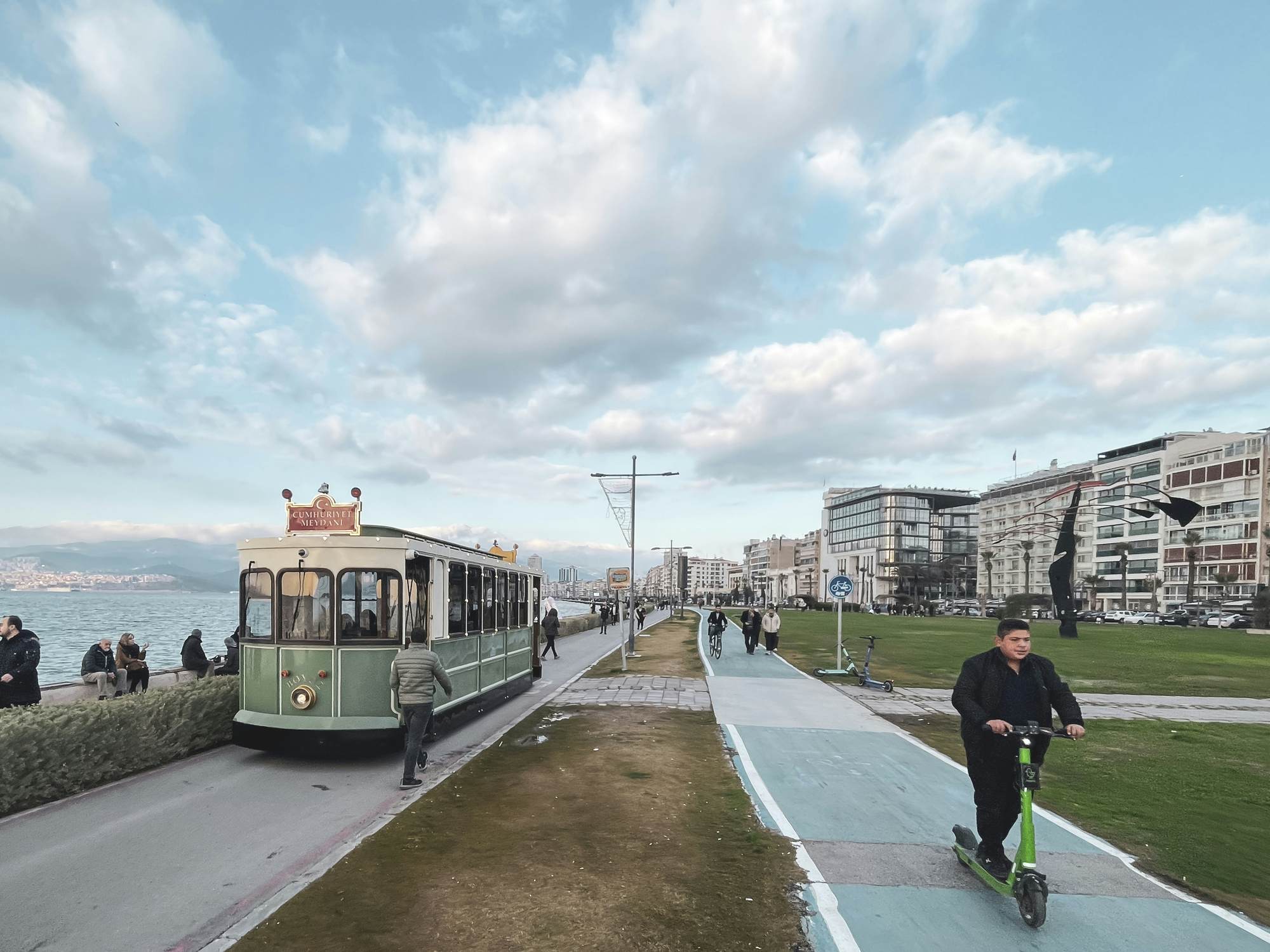 Izmir, Turkey - January 29, 2023 Kordon Street view in Pasaport District and historic tram
1464998170