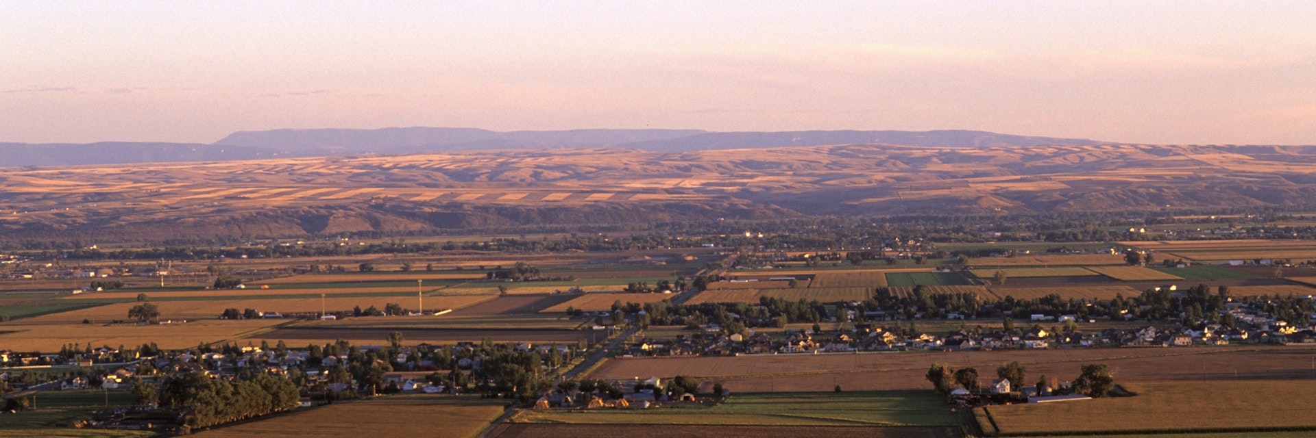 1499545250
aerial, america, american, countries, country, holiday, of, ridge, rim, rockies, rocky, state, states, traveling, united, vacation, west, western