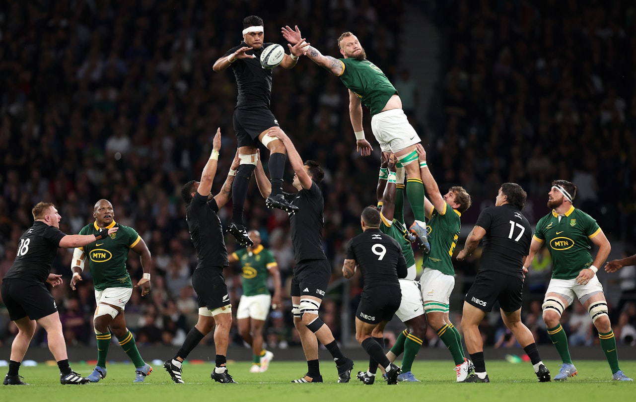LONDON, ENGLAND - AUGUST 25:  Tupou Vaa'i of New Zealand and RG Snyman of South Africa compete for a line-out during the Summer International match between New Zealand All Blacks v South Africa at Twickenham Stadium on August 25, 2023 in London, England. (Photo by Julian Finney/Getty Images)
1638771979
rugby, bestof, topix